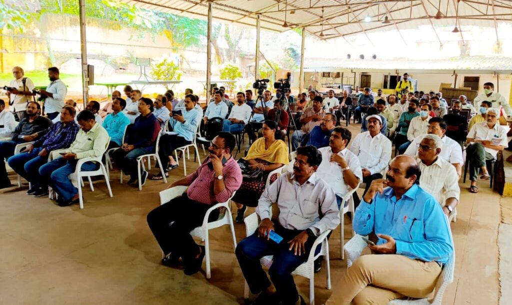 ANTICIPATORY OBEDIENCE Dangerous trend in media